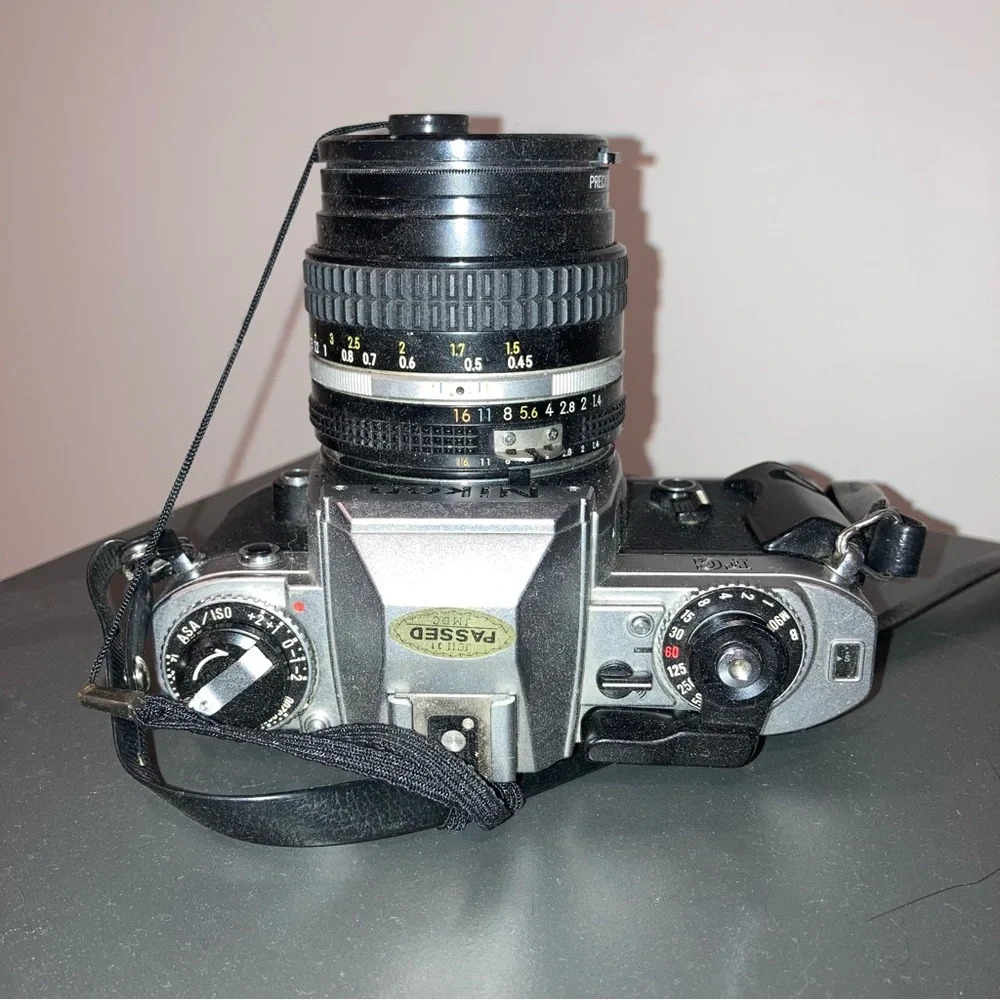 Vintage Nikon FG 35mm Camera